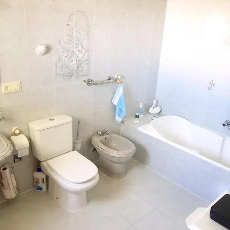 Villa Soleil With Swimming Pool And Garden Вилла *