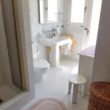 Вилла Villa Soleil With Swimming Pool And Garden Дения