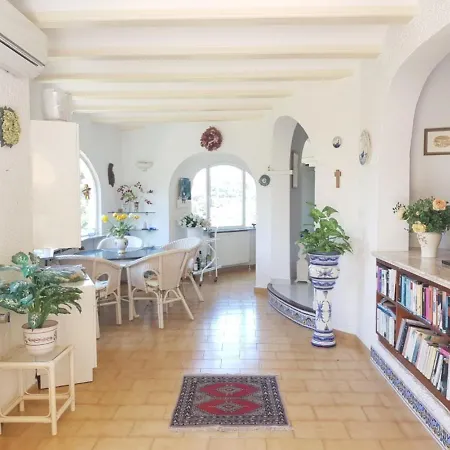 Villa Soleil With Swimming Pool And Garden Вилла